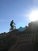 images/Trails/Utah-StGeorge/RoadTrip2005-Day2-ChurchRocks-12.jpg
