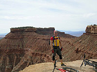 images/Trails/Utah-StGeorge/RoadTrip2005-Day3-Gooseberry-12.jpg