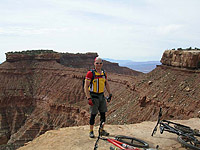 images/Trails/Utah-StGeorge/RoadTrip2005-Day3-Gooseberry-13.jpg