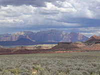 images/Trails/Utah-StGeorge/Roadtrip2005-Day4-HurricanceCliffs-19.jpg